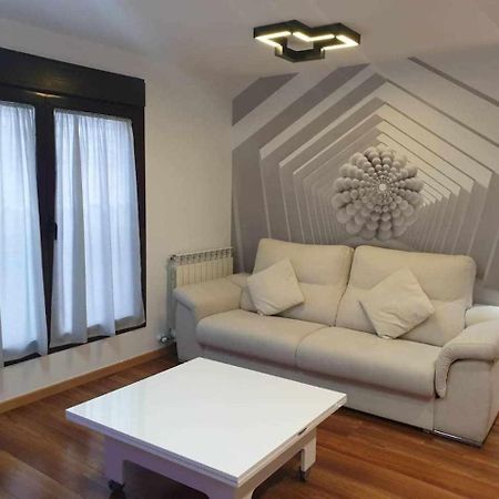 Centro Aparcamiento Gratuito Al Lado Del Pilar Apartment Zaragoza Bagian luar foto