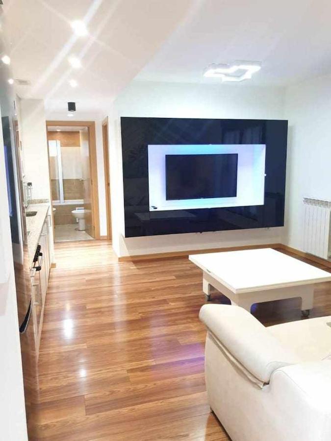 Centro Aparcamiento Gratuito Al Lado Del Pilar Apartment Zaragoza Bagian luar foto