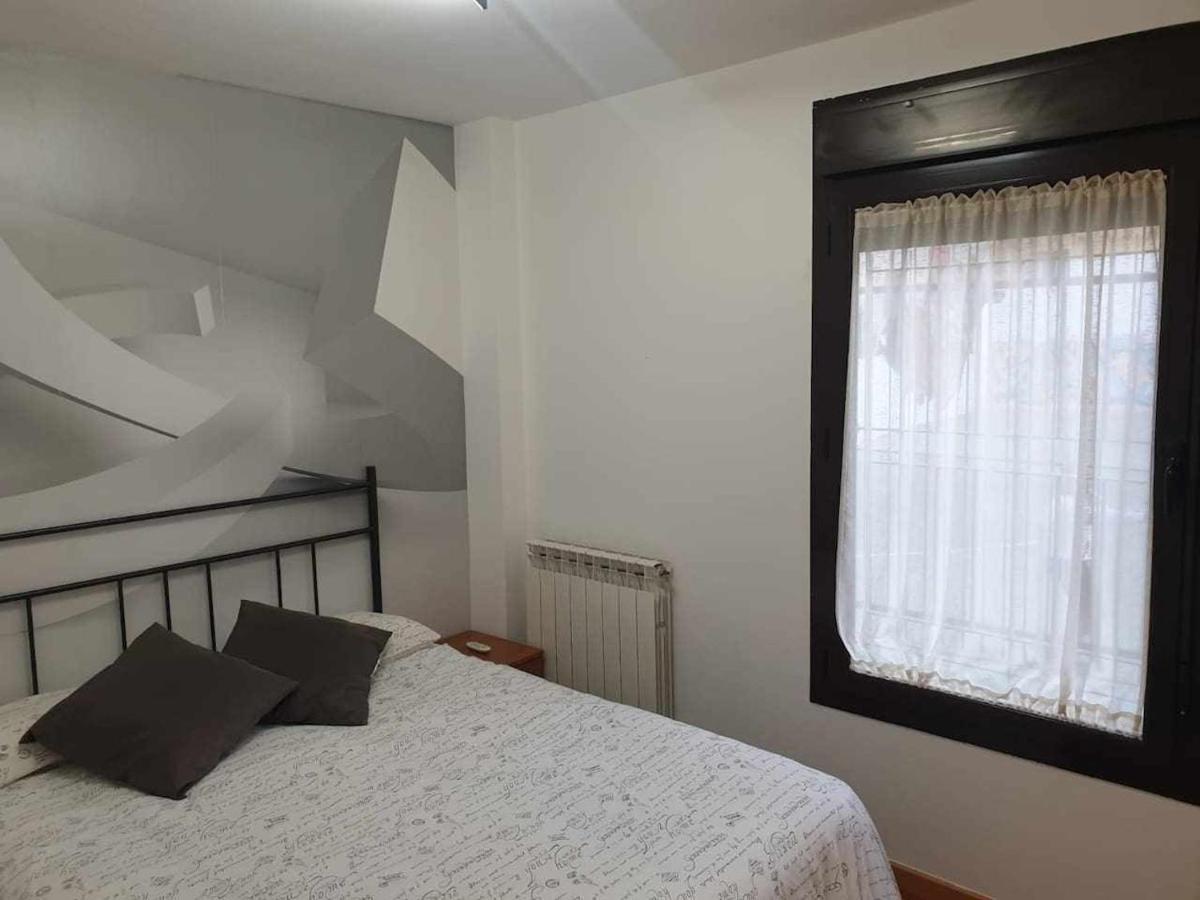 Centro Aparcamiento Gratuito Al Lado Del Pilar Apartment Zaragoza Bagian luar foto